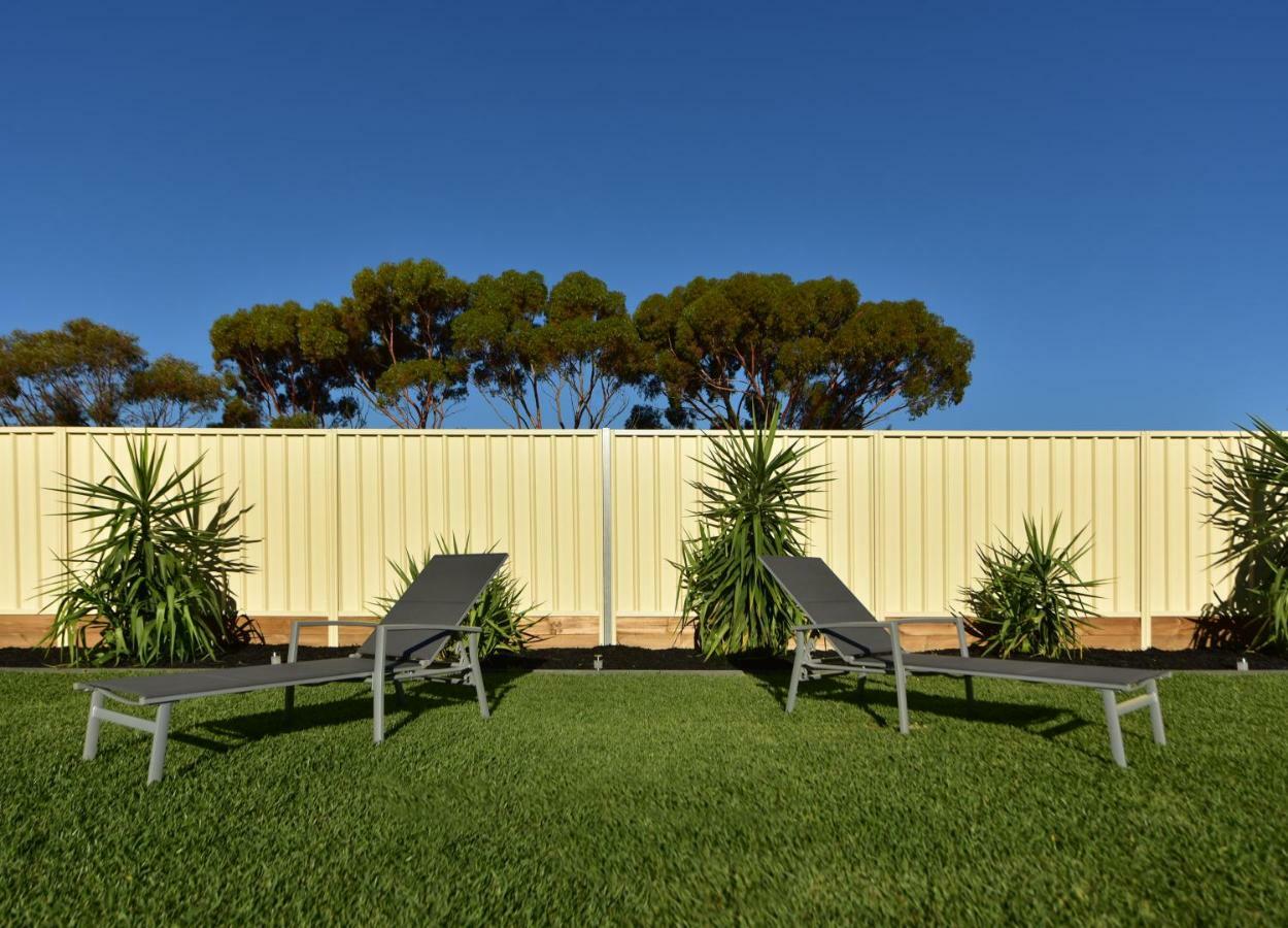 Lake Tyrrell Accommodation Lta Sea Lake 외부 사진